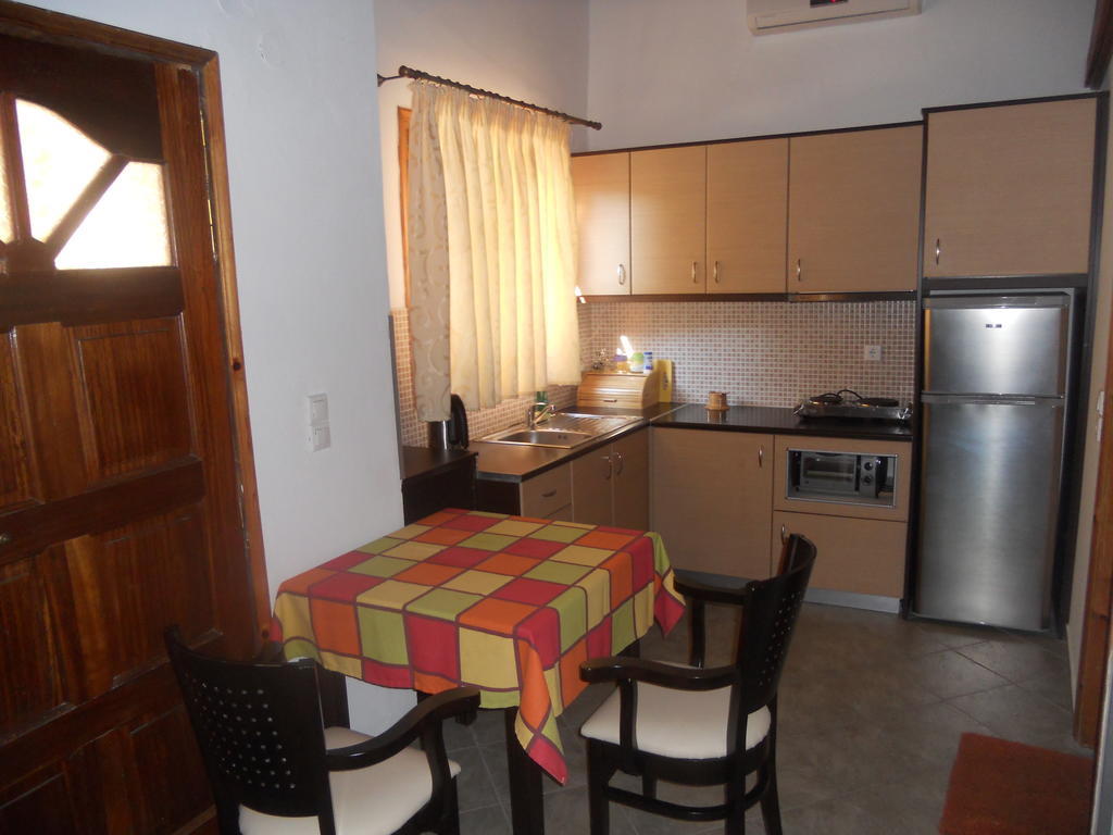 Nadia Apartments Mithymna Room photo